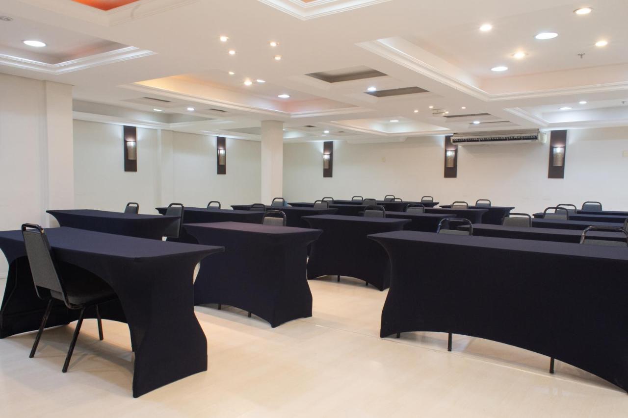 Master Grande Hotel - Proximo Ao Palacio Do Governo Porto Alegre Exterior photo